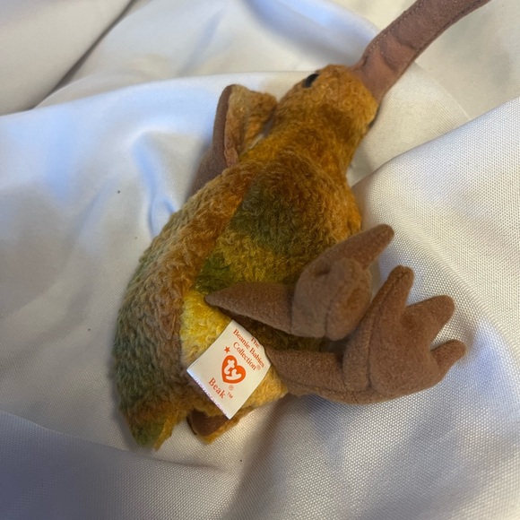 Ty Kiwi Bird Plush with Brown and Yellow Tones - Picture 4 of 4